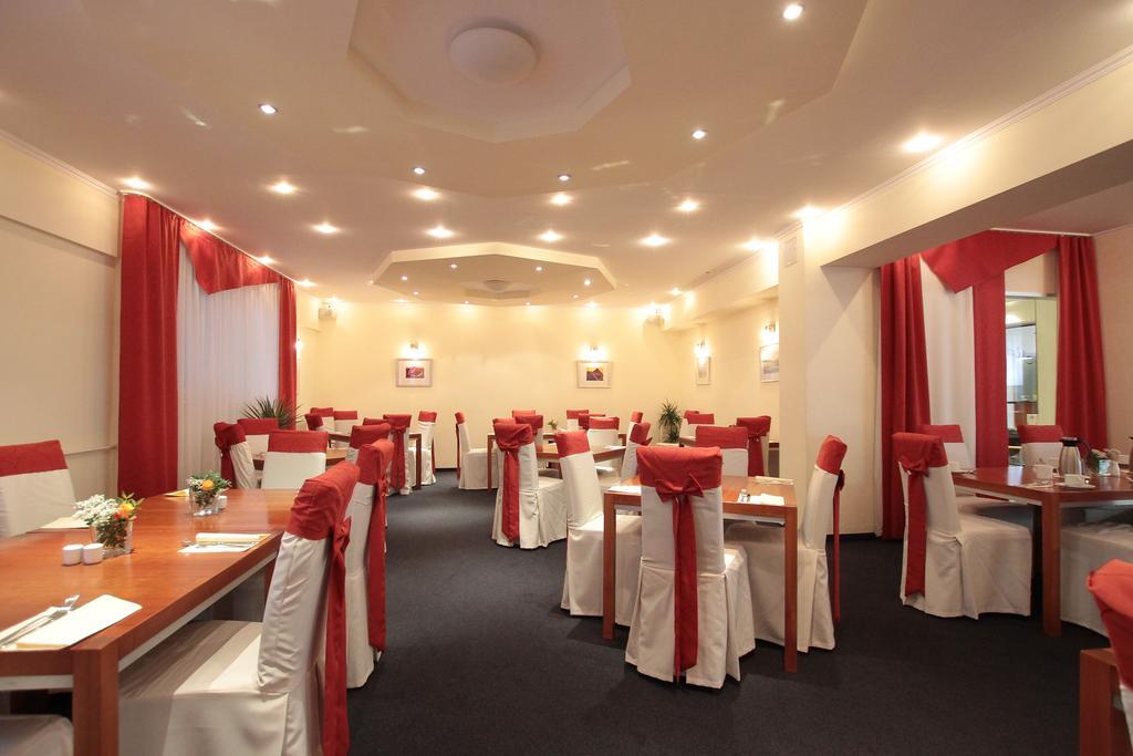Ib Hotel Am Wallgraben שטוטגרט מראה חיצוני תמונה